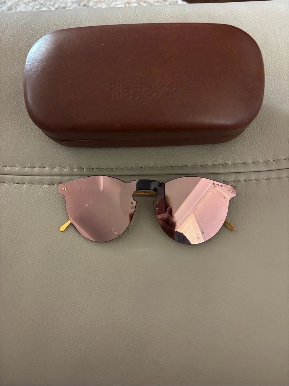 Illesteva Round Leonard Mask Sunglasses